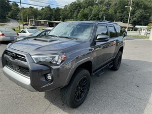 Picture of a 2022 TOYOTA 4RUNNER SR5 PREMIUM