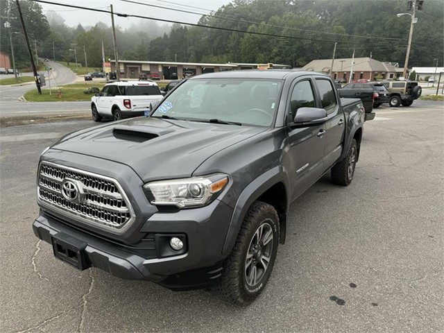 TOYOTA TACOMA DBL CAB 4X4 in Franklin