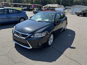 Picture of a 2017 LEXUS CT200H