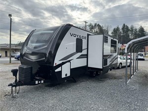 Picture of a 2022 Winnebago Voyage 2427RB