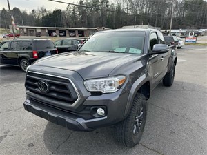 Picture of a 2023 Toyota Tacoma SR5 Access Cab 4X4