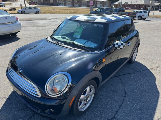 Picture of a used 2010 Mini Cooper