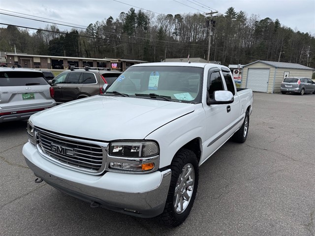 Picture of a used 2002 GMC Sierra 1500 SLT Ext. Cab Short Bed 2WD