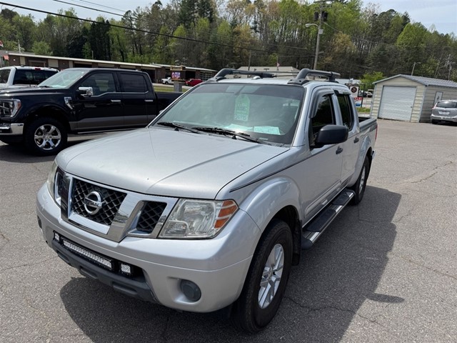 Picture of a used 2016 Nissan Frontier SV Crew Cab