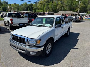 2002 Toyota Tacoma Xtracab 2WD for sale by dealer