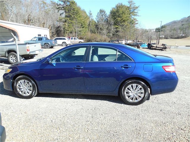 2011 TOYOTA CAMRY/SE/LE/XLE for sale by dealer