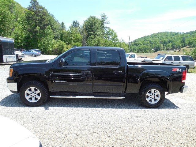 2007 GMC Sierra 1500 SLT Crew Cab 4WD for sale by dealer