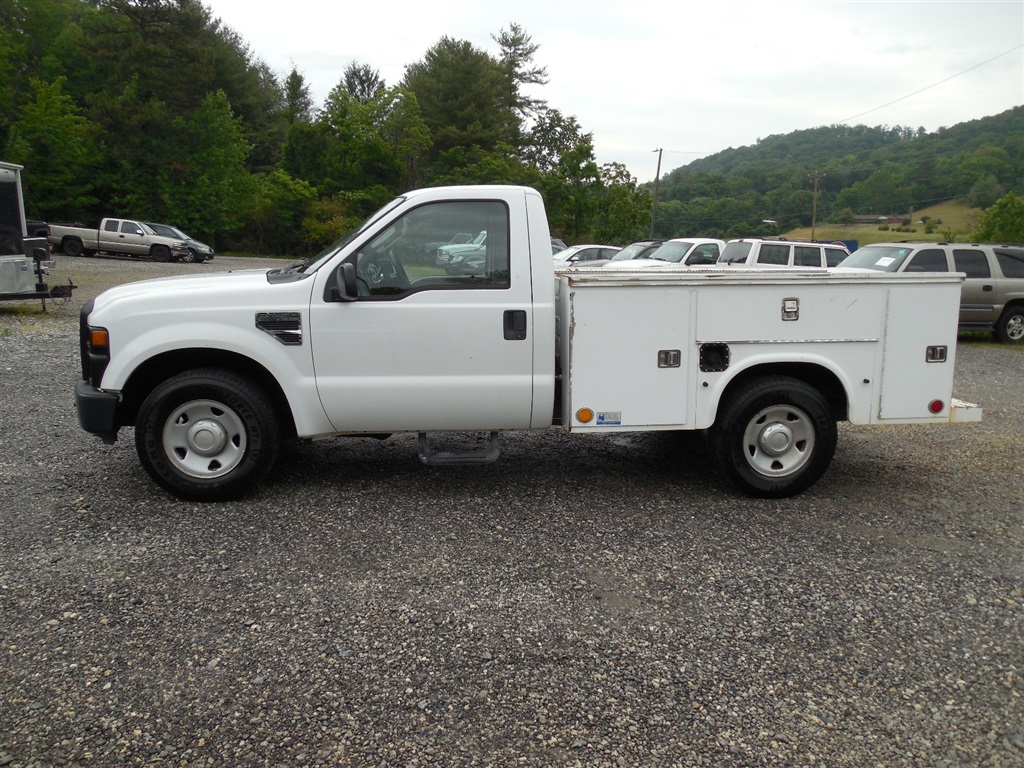 2008 Ford F-250 XLT Regular Cab's photo
