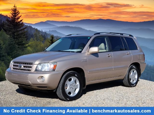 A used 2004 Toyota Highlander Limited 4dr SUV Asheville NC