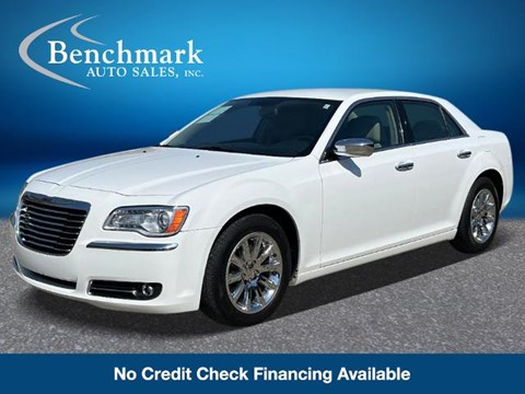 2012 Chrysler 300 Limited Sedan 4D