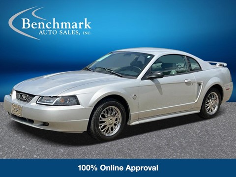 2004 Ford Mustang 2dr Fastback