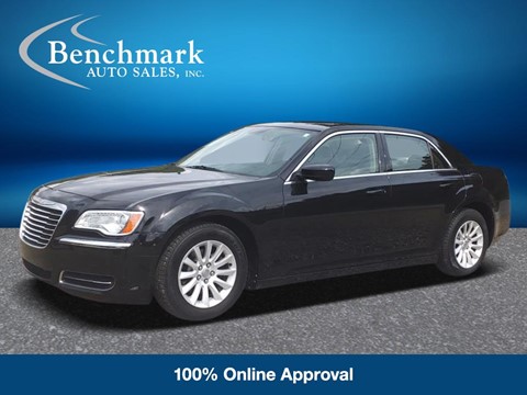 2014 Chrysler 300 4dr Sedan