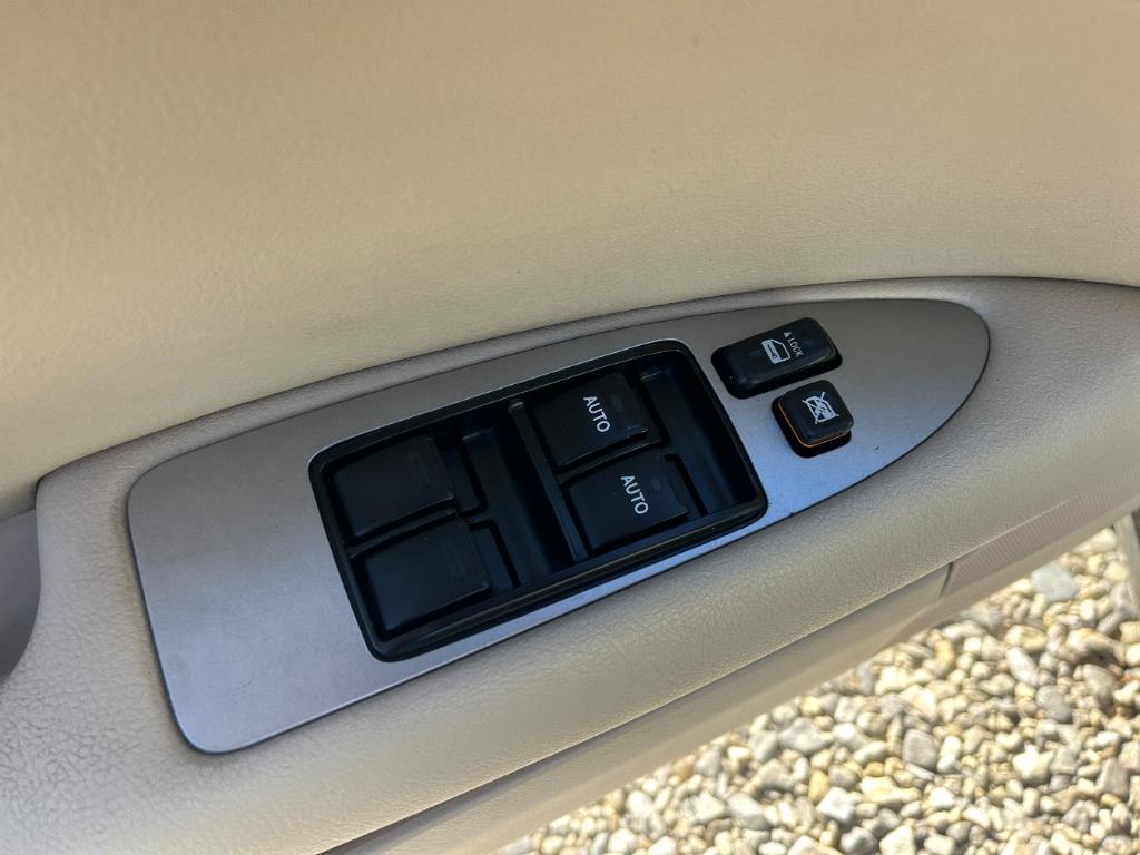 2008 Toyota Avalon XL photo 22