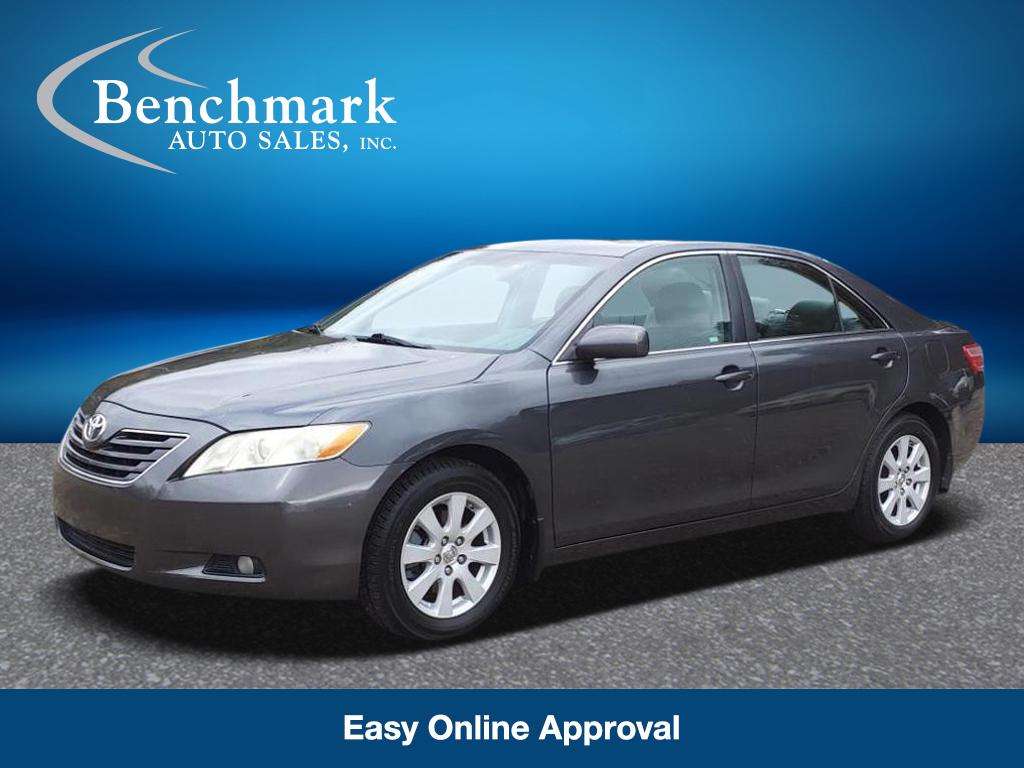 2008 Toyota Camry LE photo 2