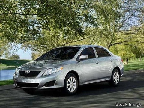 2010 Toyota Corolla LE 4dr Sedan