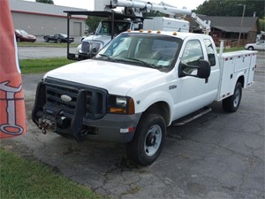 2006 Ford F-350 SD XLT SuperCab 4WD for sale by dealer