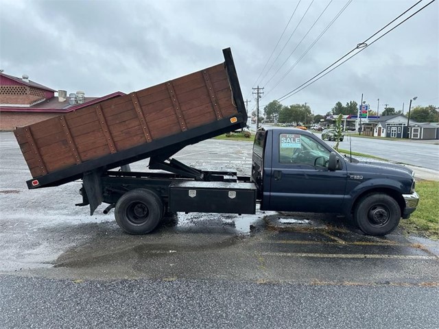 2001 Ford F-350 w/ Dump Bed for sale by dealer