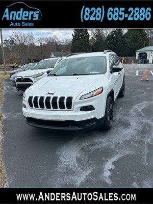 Picture of a 2016 JEEP CHEROKEE