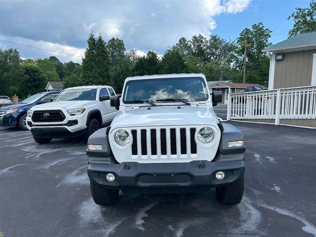 2023 Jeep Wrangler 4-Door Sport S's photo