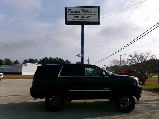 Click to view 37 pictures of this 2017 GMC Yukon Denali 4WD 2017 GMC Yukon Denali 4WD for sale by dealer