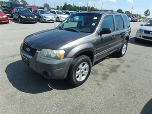 2005 FORD ESCAPE XLT for sale by dealer