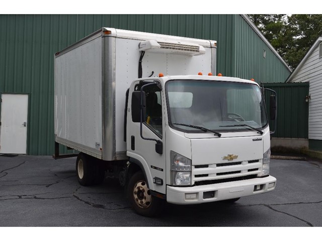 2009 Chevrolet W3500 Refrigerated Box Truck for sale by dealer