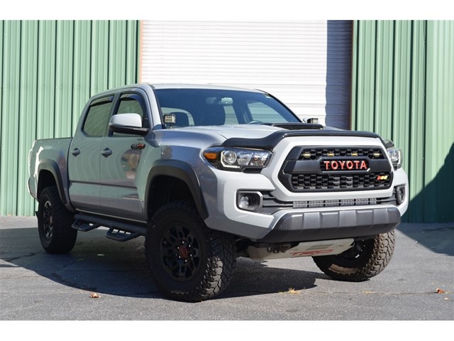 Click to view 34 pictures of this 2017 Toyota Tacoma SR5 Double Cab Long Bed V6 6AT 4WD 2017 Toyota Tacoma SR5 Double Cab Long Bed V6 6AT 4WD for sale by dealer