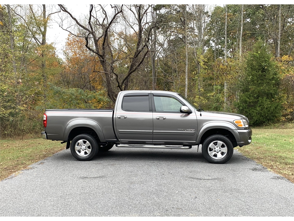 2004 Toyota Tundra SR5 Double Cab 4WD for sale in Stokesdale