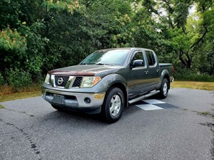 Picture of a 2006 Nissan Frontier LE Crew Cab 4WD