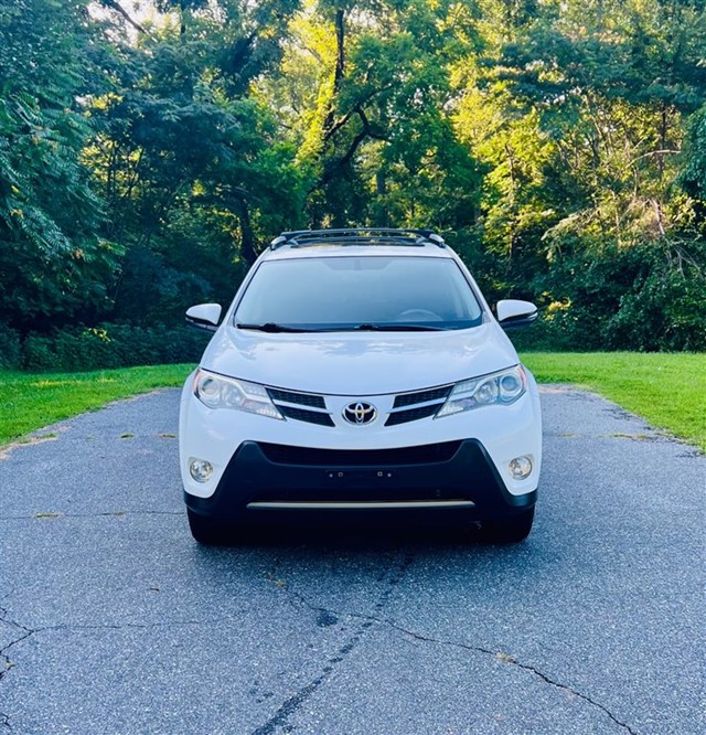 Toyota RAV4 XLE AWD in Stokesdale