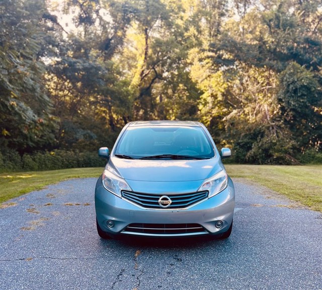 Nissan Versa Note S in Stokesdale