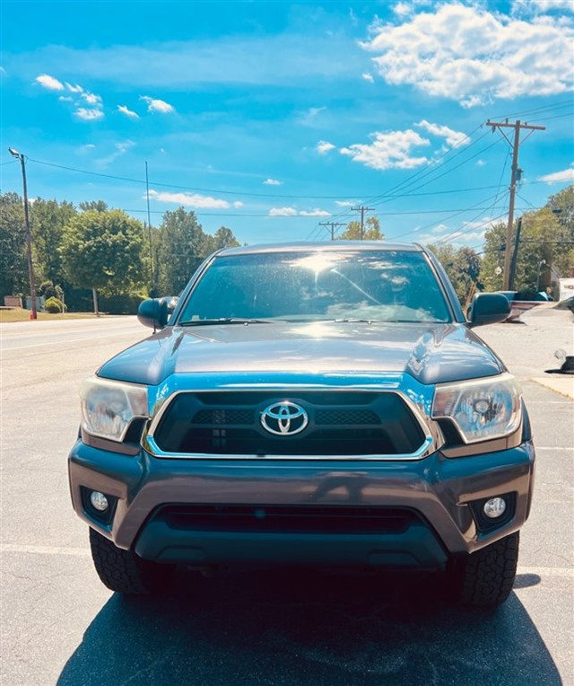 Toyota Tacoma Double Cab V6 6MT 4WD in Stokesdale