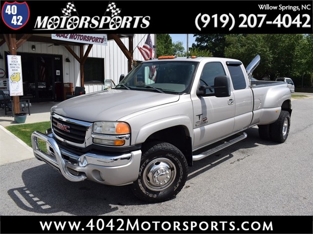 GMC SIERRA 3500 SLT Ext. Cab 4WD in Willow Springs