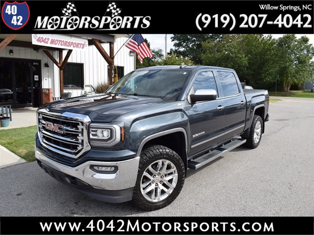 GMC SIERRA 1500 SLT Crew Cab 4WD in Willow Springs