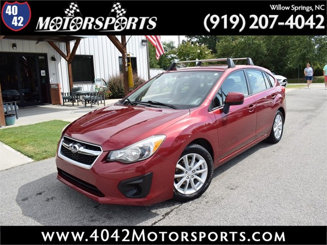 SUBARU IMPREZA 2.0i Premium 5-Door w/All Weather Package in Willow Springs