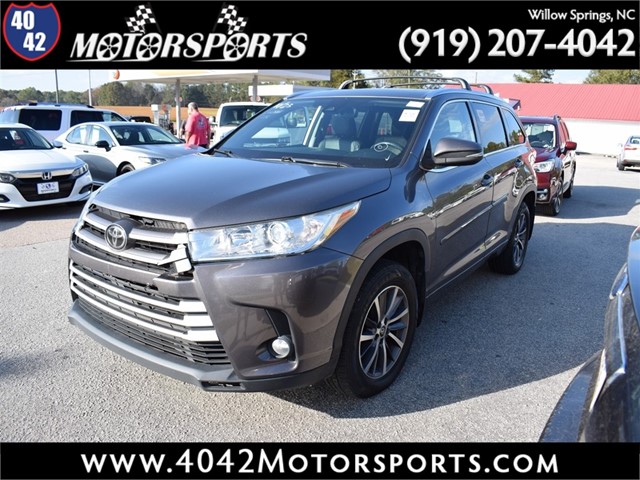 TOYOTA HIGHLANDER XLE AWD V6 in Willow Springs