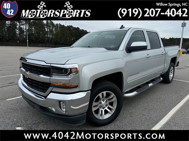 CHEVROLET SILVERADO 1500 LT Crew Cab 4WD in Willow Springs