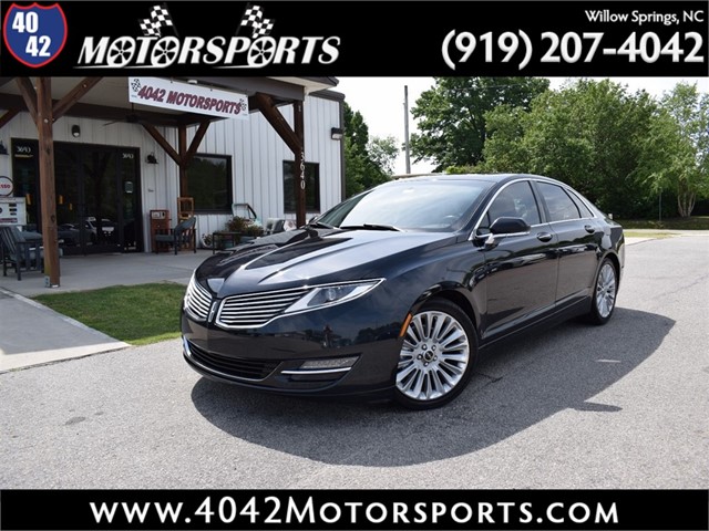 LINCOLN MKZ HYBRID Sedan in Willow Springs