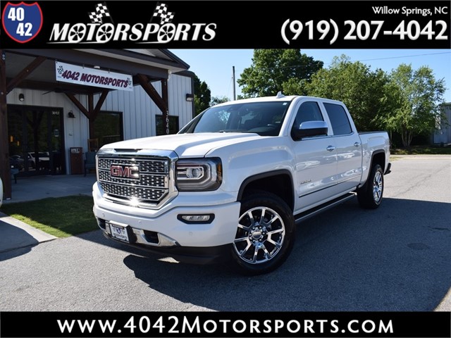 GMC SIERRA 1500 Denali Crew Cab in Willow Springs