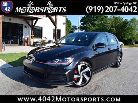 2019 VOLKSWAGEN GTI SE