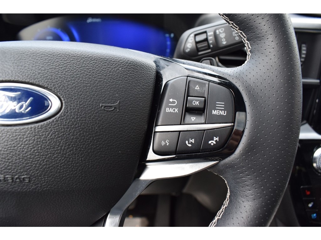 2022 Ford Explorer ST photo 26
