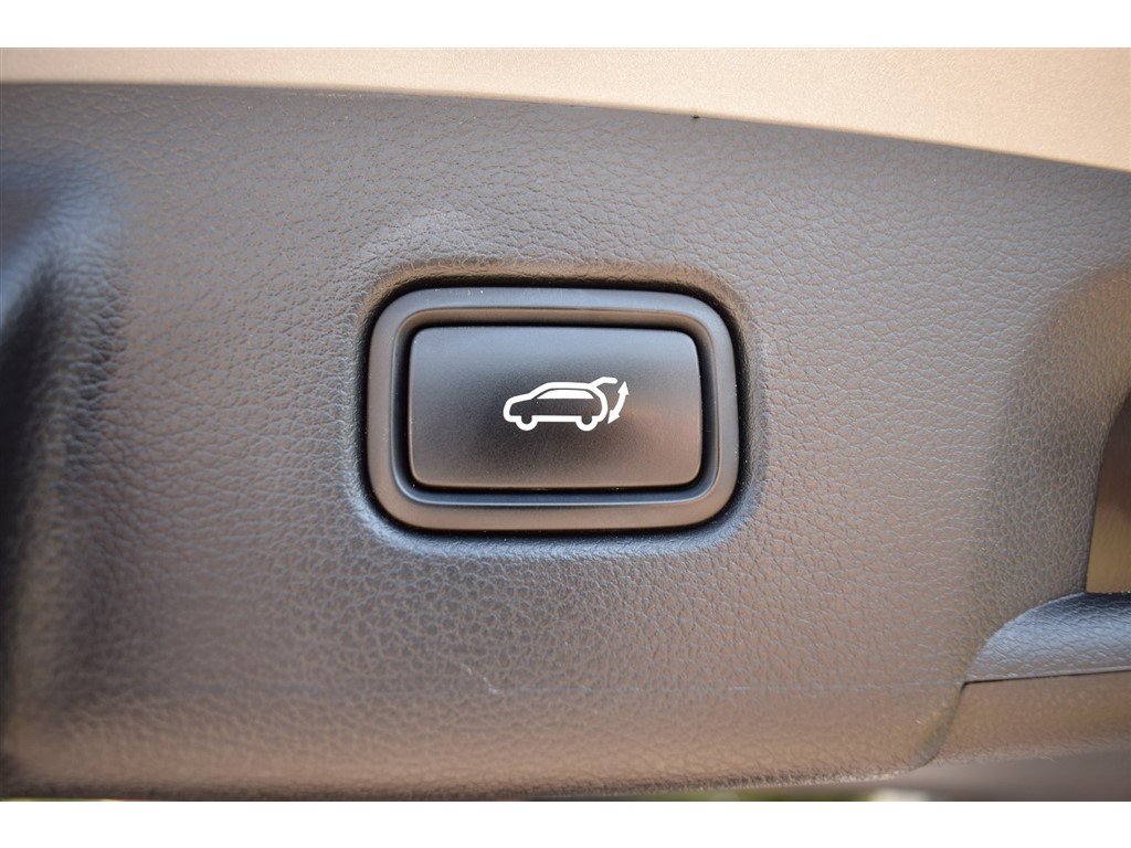 2022 Hyundai Palisade SEL photo 6