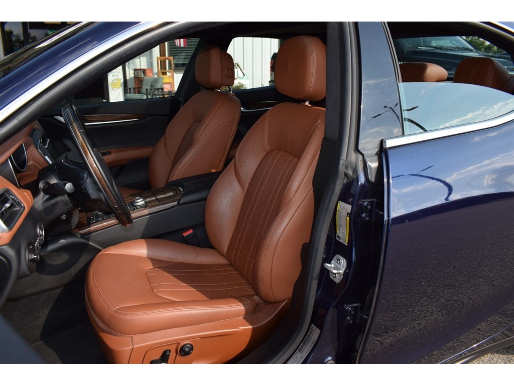 2019 Maserati Ghibli S Q4 photo 10