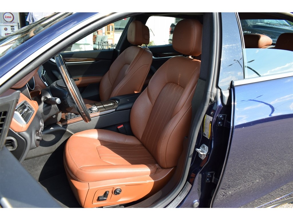 2019 Maserati Ghibli S Q4 photo 11