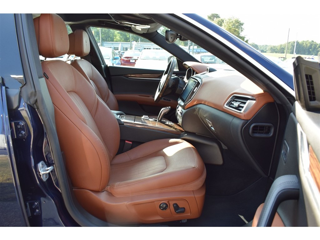 2019 Maserati Ghibli S Q4 photo 17
