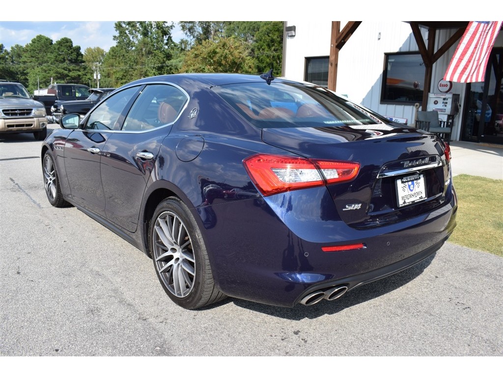2019 Maserati Ghibli S Q4 photo 3