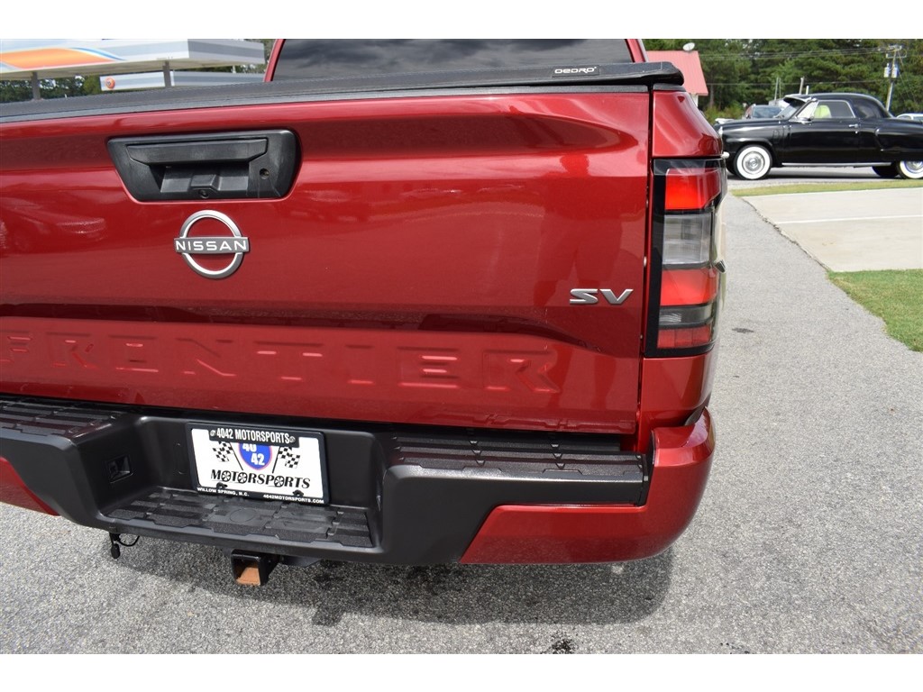 2022 Nissan Frontier SV Crew Cab photo 29