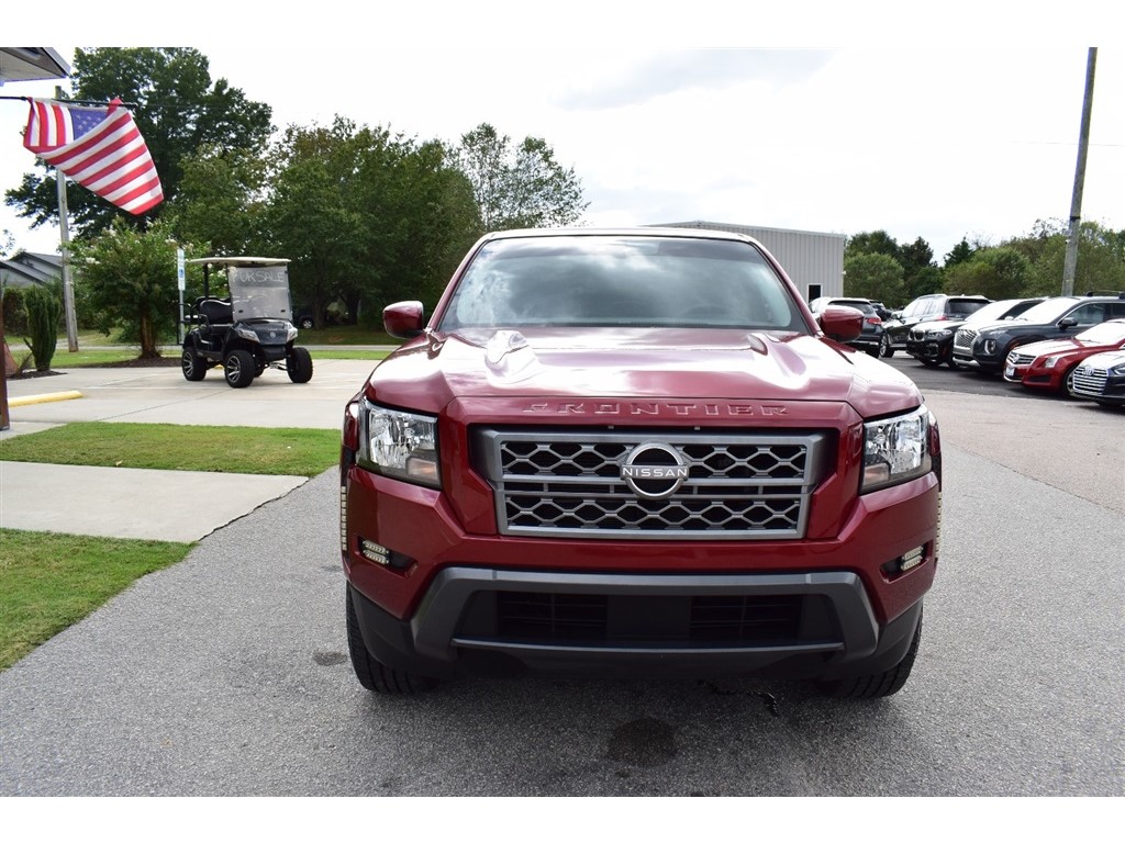 2022 Nissan Frontier SV Crew Cab photo 32