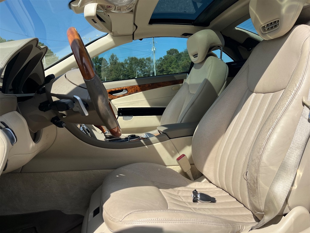 2009 Mercedes Benz SL 550 photo 4