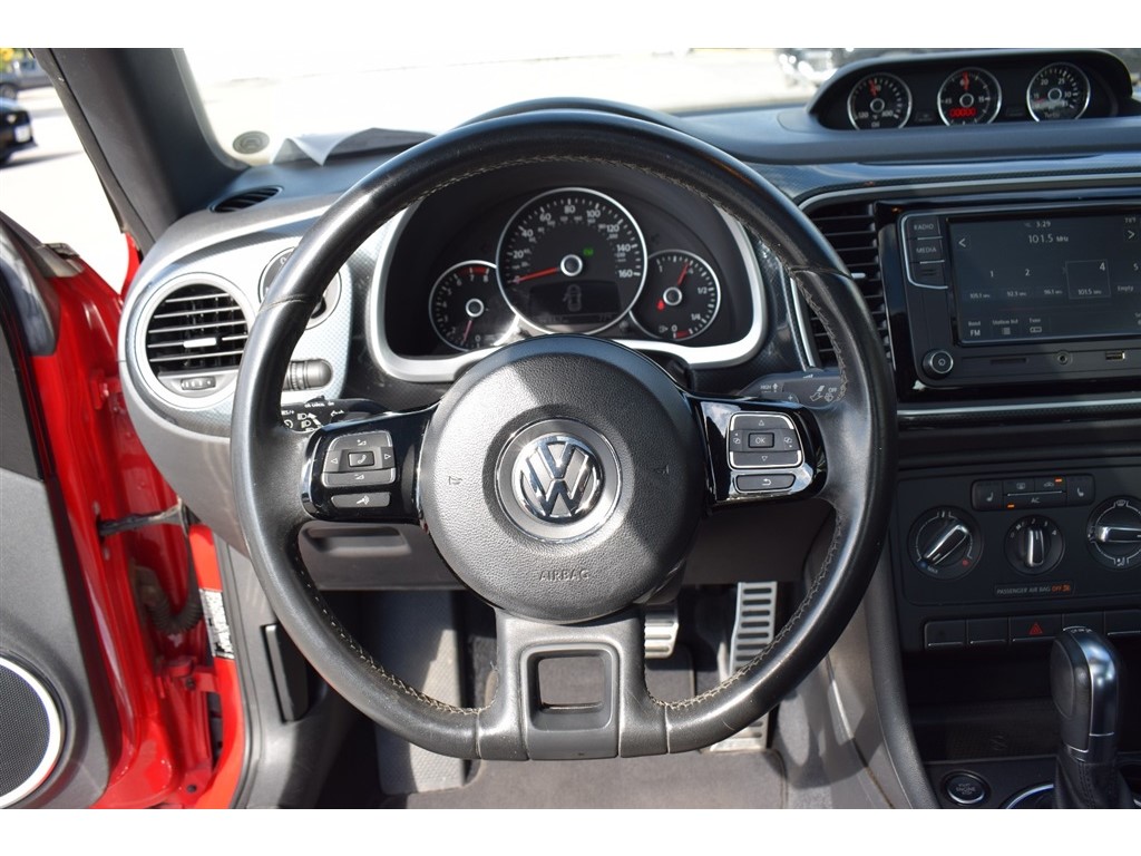 2012 Volkswagen Beetle Turbo photo 27
